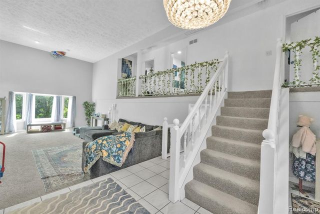 18823 Millar Road, Clinton Township, MI 48036