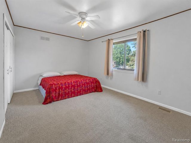 18823 Millar Road, Clinton Township, MI 48036
