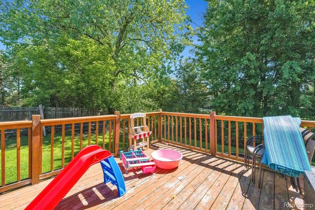 18823 Millar Road, Clinton Township, MI 48036