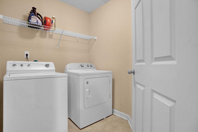 1379 ISLAND TOWN DR, Memphis, TN 38103