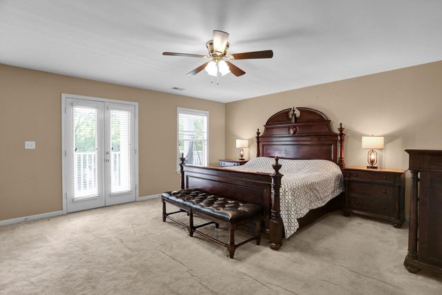 1379 ISLAND TOWN DR, Memphis, TN 38103