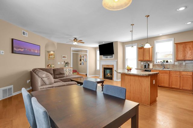 1379 ISLAND TOWN DR, Memphis, TN 38103