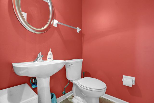 1379 ISLAND TOWN DR, Memphis, TN 38103