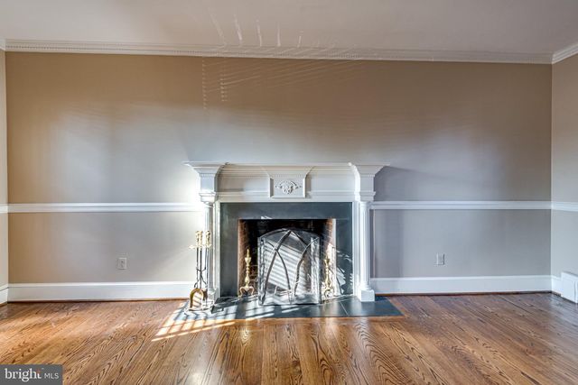 901 JANNEYS LN, Alexandria, VA 22302
