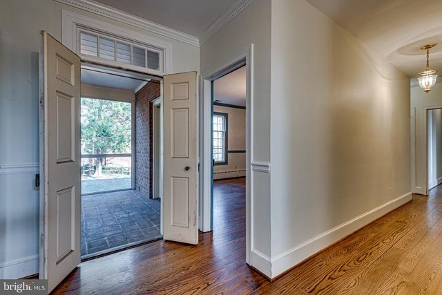 901 JANNEYS LN, Alexandria, VA 22302