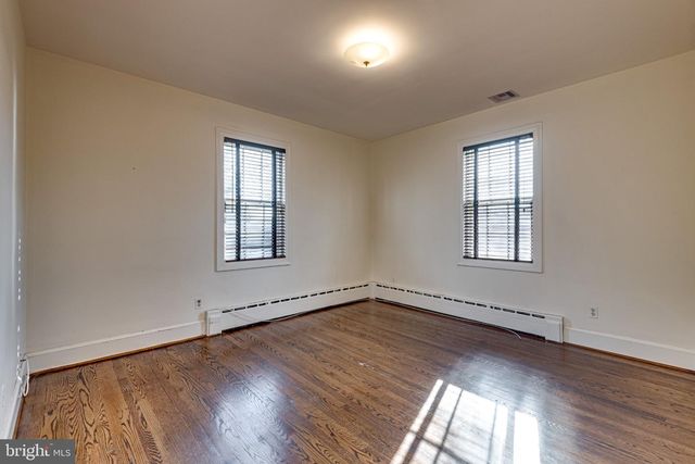 901 JANNEYS LN, Alexandria, VA 22302