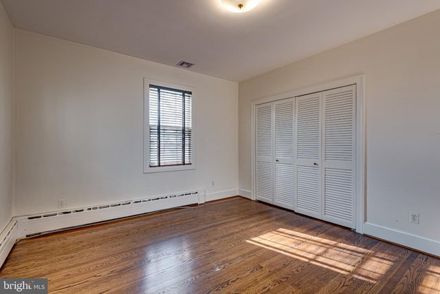 901 JANNEYS LN, Alexandria, VA 22302