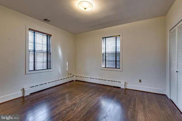 901 JANNEYS LN, Alexandria, VA 22302