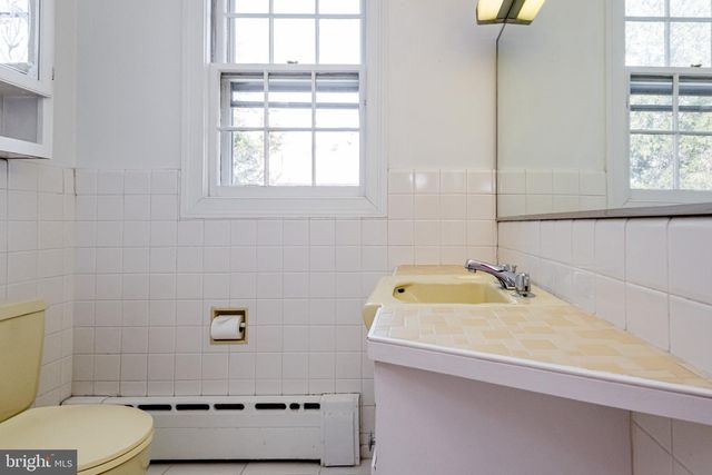 901 JANNEYS LN, Alexandria, VA 22302