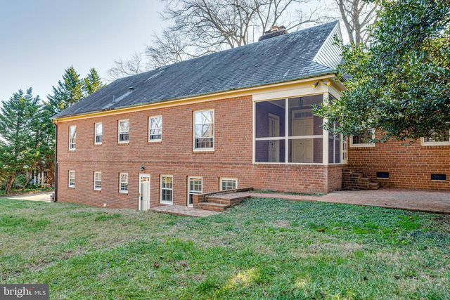901 JANNEYS LN, Alexandria, VA 22302