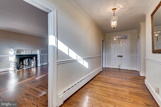 901 JANNEYS LN, Alexandria, VA 22302