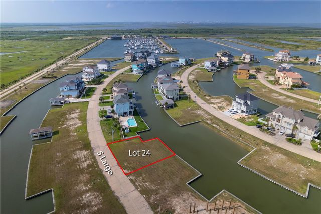 5 Largo, Hitchcock, TX 77563