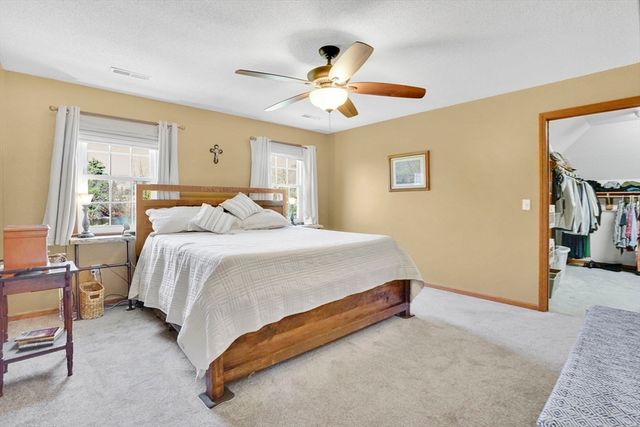 1542 S Branch Pkwy, Springfield, MA 01129
