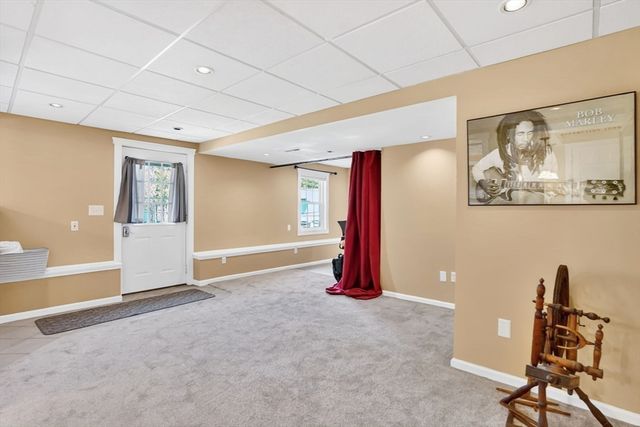 1542 S Branch Pkwy, Springfield, MA 01129
