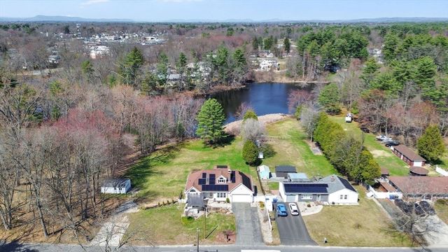 1542 S Branch Pkwy, Springfield, MA 01129