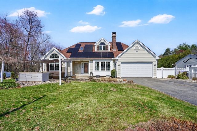 1542 S Branch Pkwy, Springfield, MA 01129