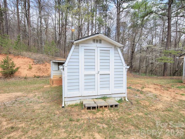 134 Lynns Lane, Statesville, NC 28677
