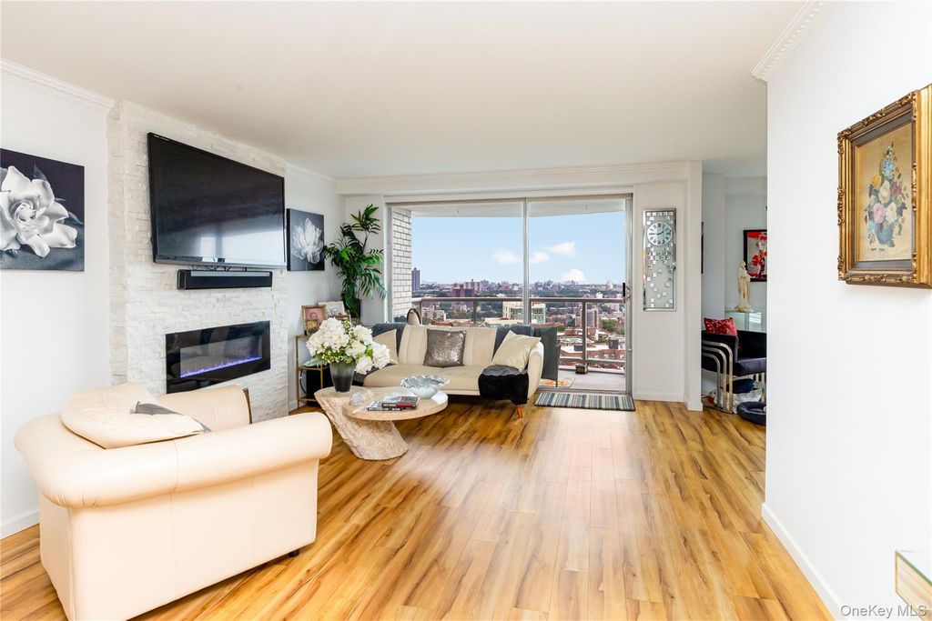 3333 Henry Hudson Parkway 20D, Bronx, NY 10463 — photo 2