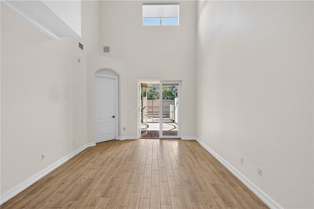 1915 Bridgepointe Circle 41, Vero Beach, FL 32967