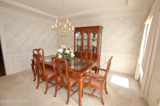 702 Lake Forest Pkwy, Louisville, KY 40245