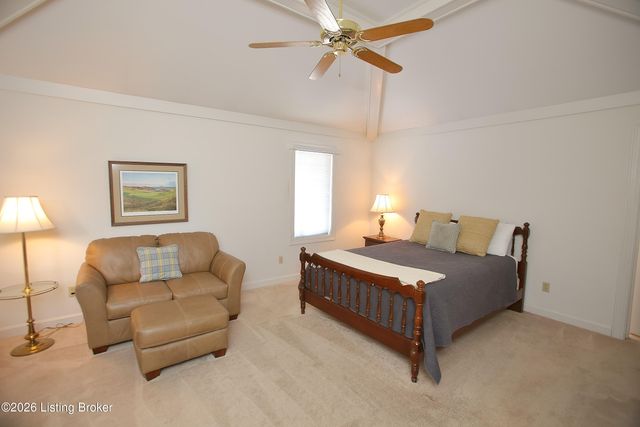 702 Lake Forest Pkwy, Louisville, KY 40245