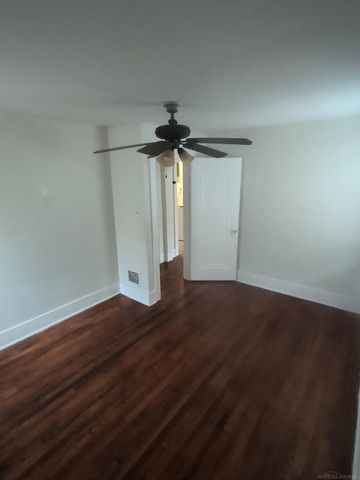 24320 Flower Drive, Eastpointe, MI 48021