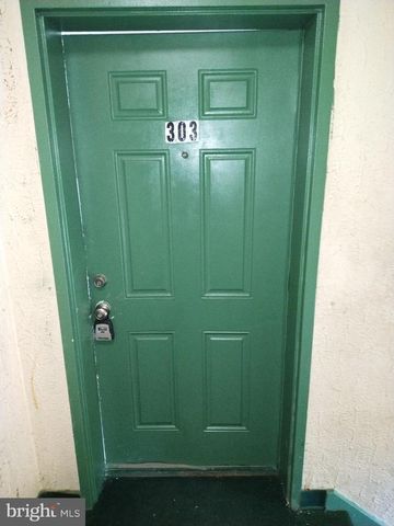 4715 1ST ST SW, Washington, DC 20032