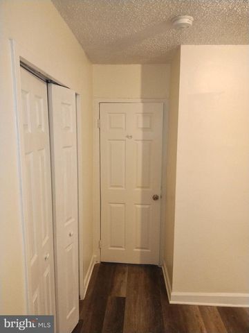 4715 1ST ST SW, Washington, DC 20032