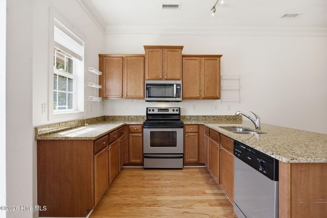 5106 Exton Park Loop, Castle Hayne, NC 28429