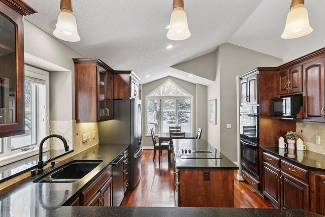 5800 Forestview Lane N, Plymouth, MN 55442