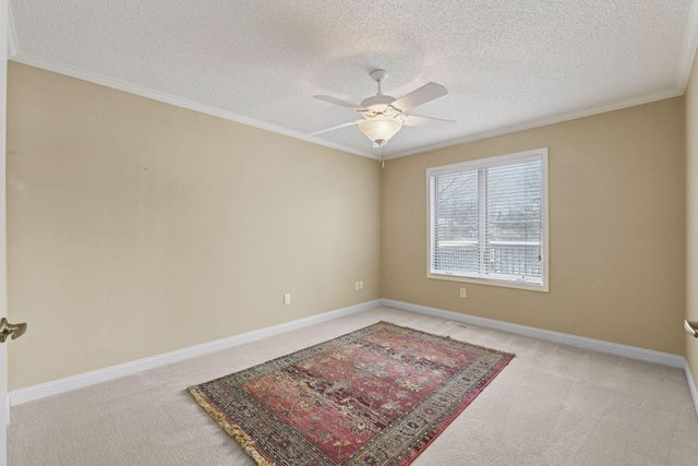 5800 Forestview Lane N, Plymouth, MN 55442