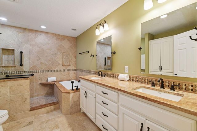 5800 Forestview Lane N, Plymouth, MN 55442