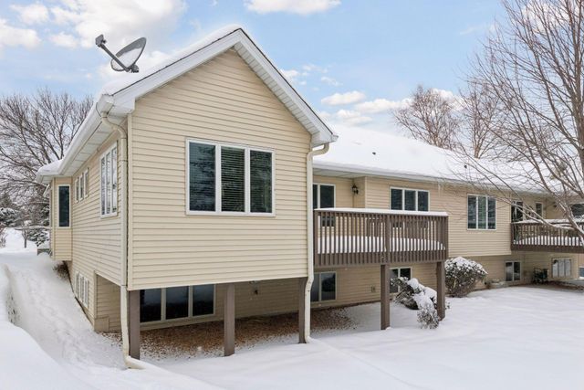 5800 Forestview Lane N, Plymouth, MN 55442