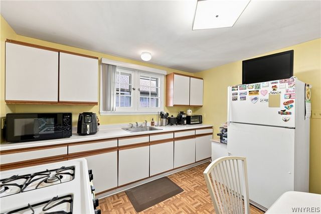 341 Davidson Avenue, Buffalo, NY 14215