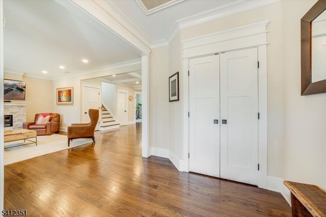 168 Bungalow Ter, Long Hill Twp., NJ 07946