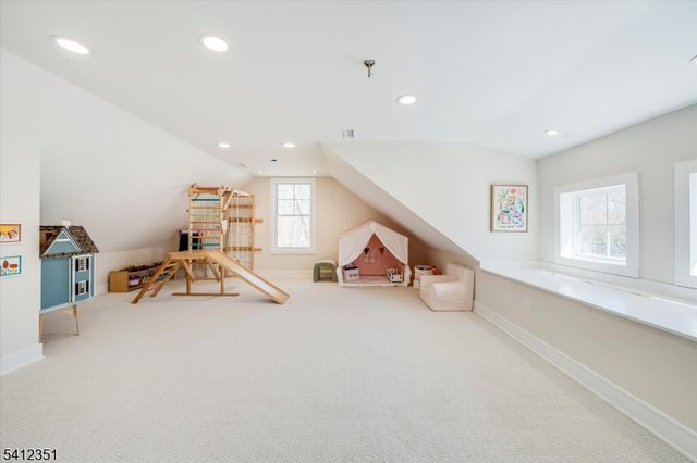 168 Bungalow Ter, Long Hill Twp., NJ 07946