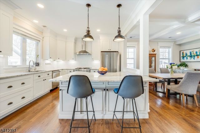 168 Bungalow Ter, Long Hill Twp., NJ 07946