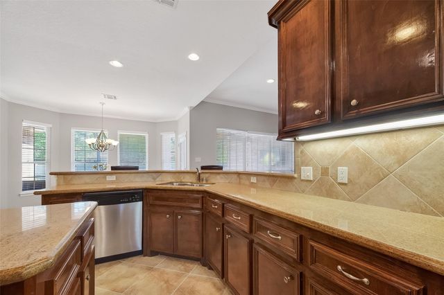 4402 Park Bend Drive, Baytown, TX 77521