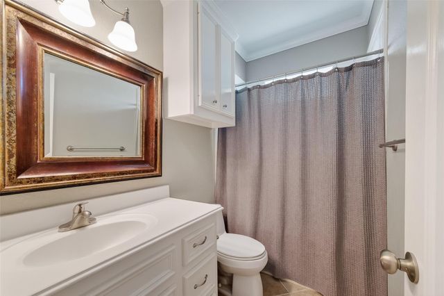 4402 Park Bend Drive, Baytown, TX 77521