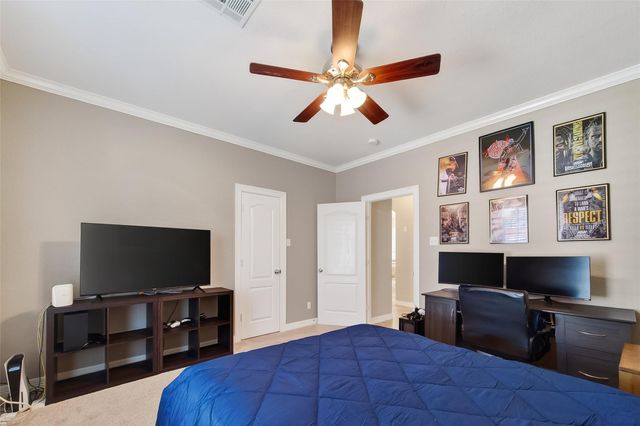 4402 Park Bend Drive, Baytown, TX 77521