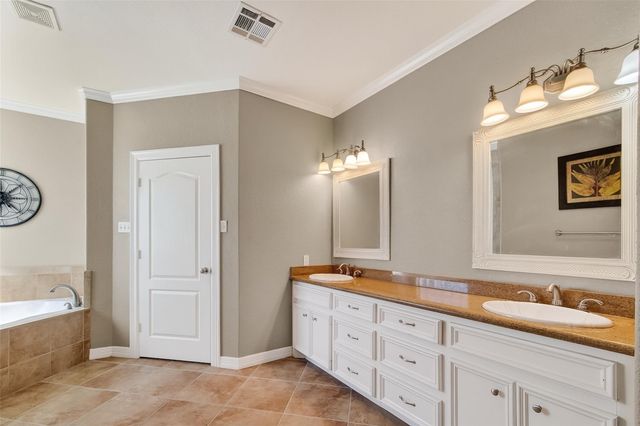 4402 Park Bend Drive, Baytown, TX 77521