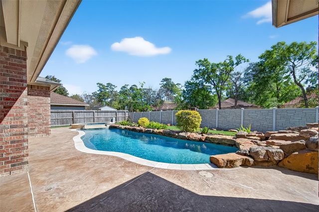 4402 Park Bend Drive, Baytown, TX 77521