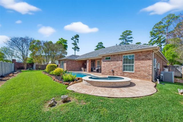 4402 Park Bend Drive, Baytown, TX 77521