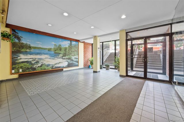 139-76 35th Avenue 7F, Flushing, NY 11354