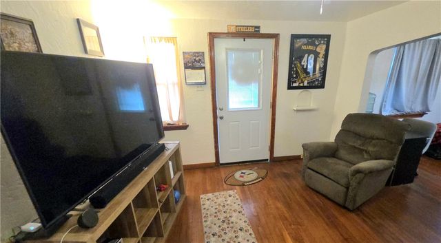 3102 Hazelhurst Ave, Baldwin Boro, PA 15227