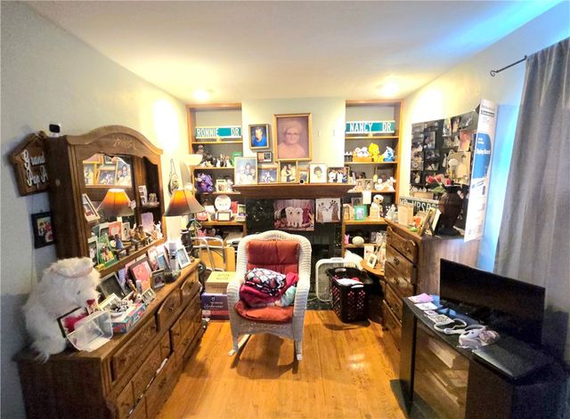 3102 Hazelhurst Ave, Baldwin Boro, PA 15227