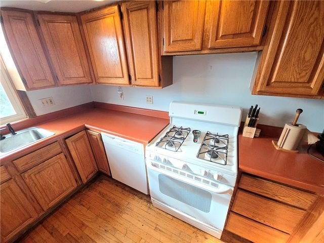 3102 Hazelhurst Ave, Baldwin Boro, PA 15227