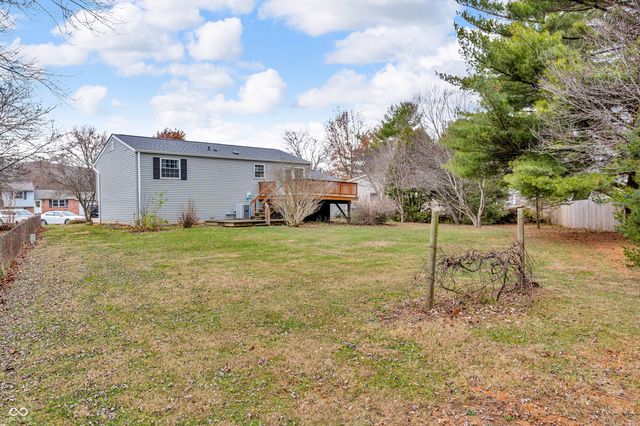 6711 Granner Circle, Indianapolis, IN 46221