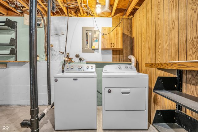 6711 Granner Circle, Indianapolis, IN 46221