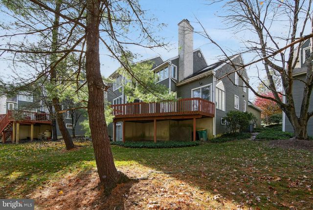 31 HORSESHOE LN, Newtown Square, PA 19073